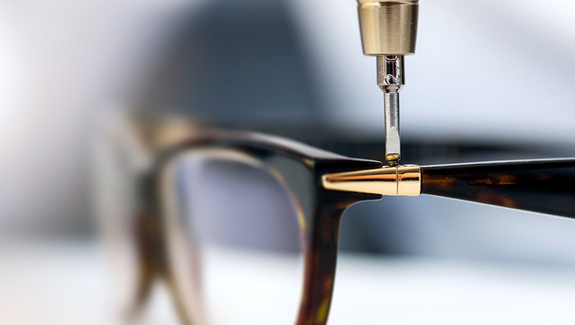 Prendre soin de vos lunettes : un gage de longévité et de confort